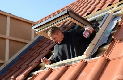 Pose de fenêtres de toit Velux à Frais